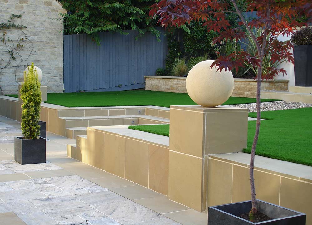 Painswick Modern Small Garden